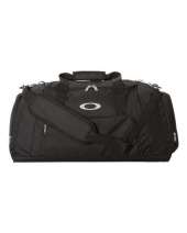 Oakley FOS901099 55L Gym to Street Duffel Bag